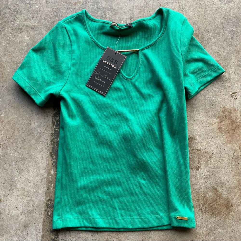 Body & Soul ribbed top NWT